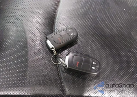 2014 Ram 1500 Sport z USA, uszkodzony, nr VIN 1C6RR7MT4ES284682